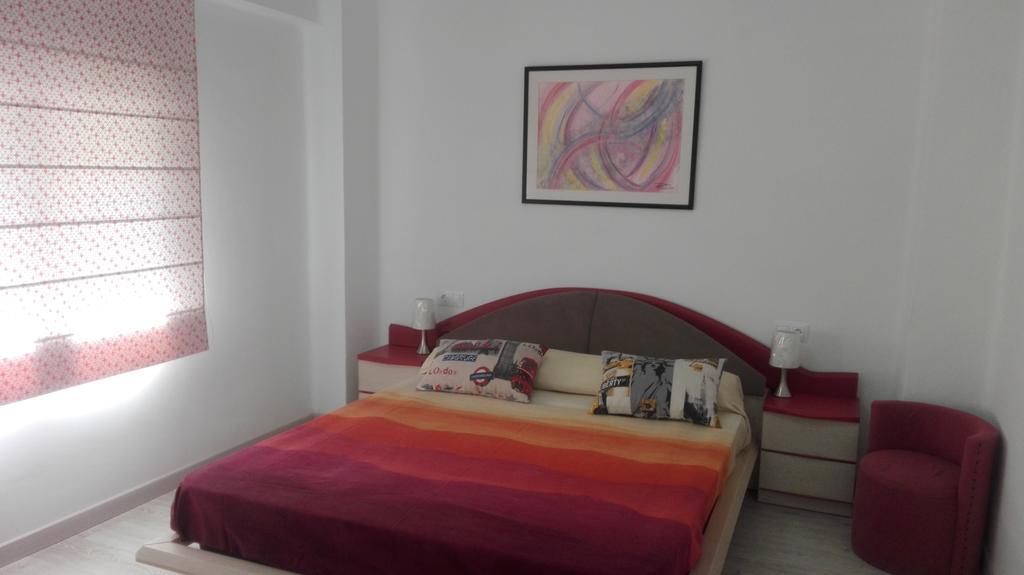 Apartamento Jardin De Ayora บาเลนเซีย ภายนอก รูปภาพ