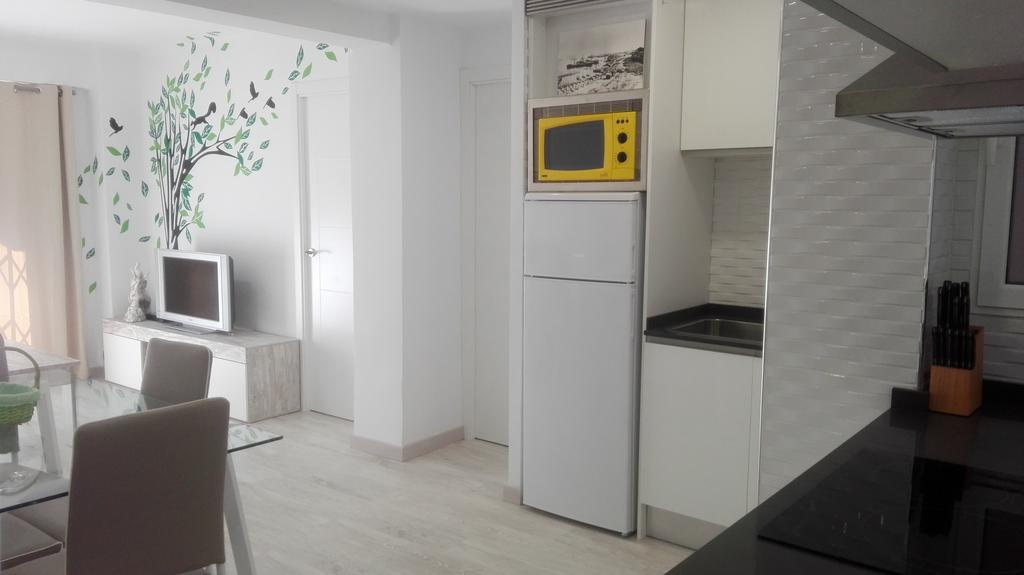 Apartamento Jardin De Ayora บาเลนเซีย ภายนอก รูปภาพ